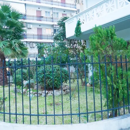 Pine Breeze Apartmán *